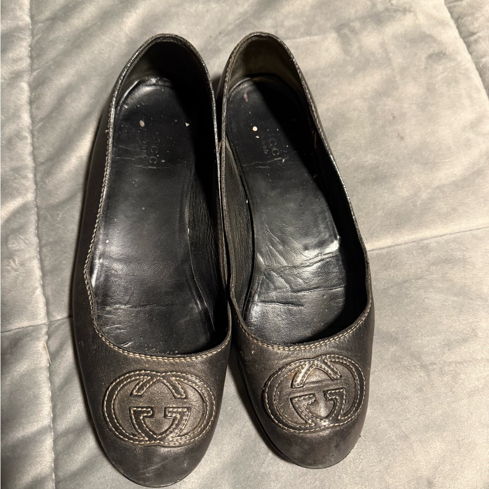 Auth Gucci flats